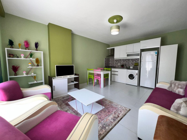 Меблированная квартира планировки 1+1, 60м2 в шаговой доступности от моря, район Махмутлар - Ракурс 4