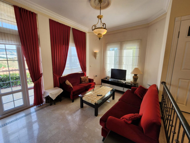 Вилла 3+1, 220м2 с потрясающими видовыми характеристиками в районе Каргыджак - Ракурс 5