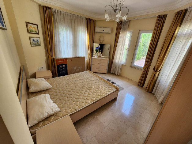 Вилла 3+1, 220м2 с потрясающими видовыми характеристиками в районе Каргыджак - Ракурс 30