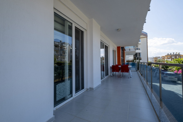 Просторные меблированные апартаменты 3+1, 180м2 в районе Авсаллар - Ракурс 2