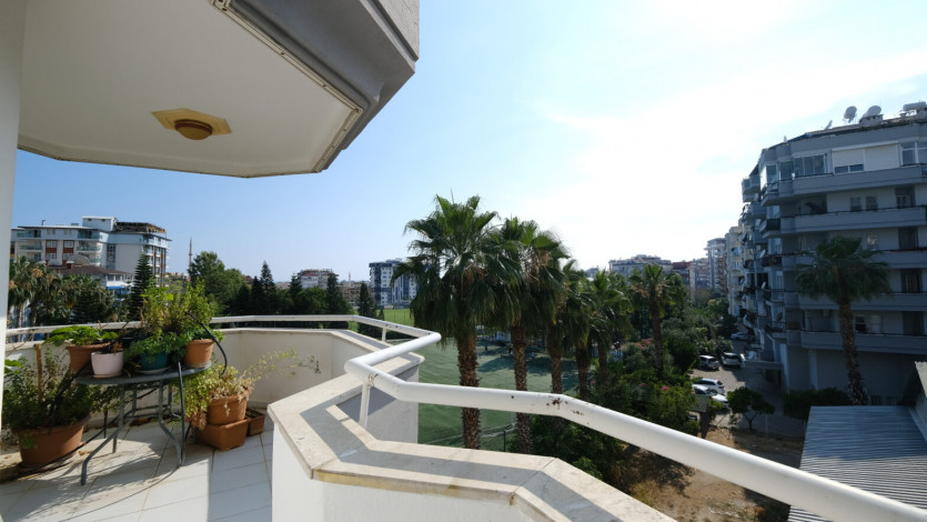 Апартаменты планировки 2+1, 110м2 в центре города Аланья - Ракурс 7