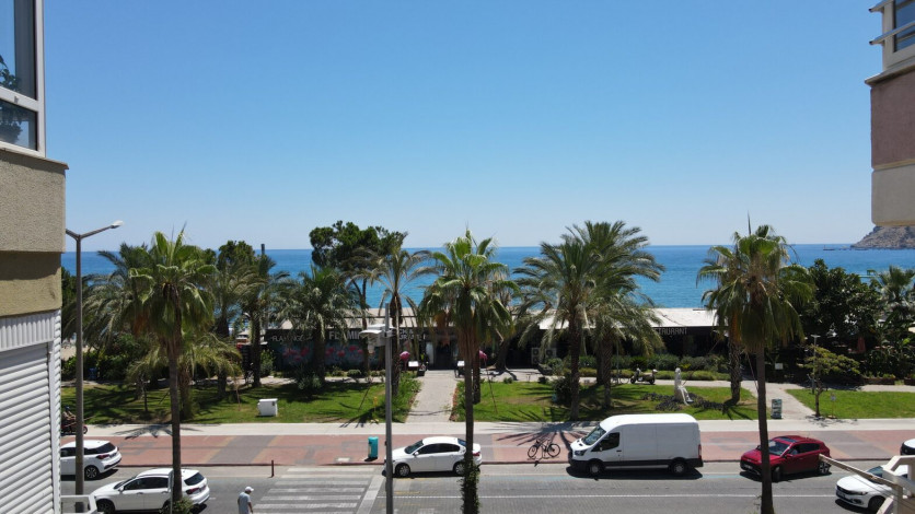 Квартира планировки 3+1, 150м2 с видом на Средиземное море, центр Алании - Ракурс 11