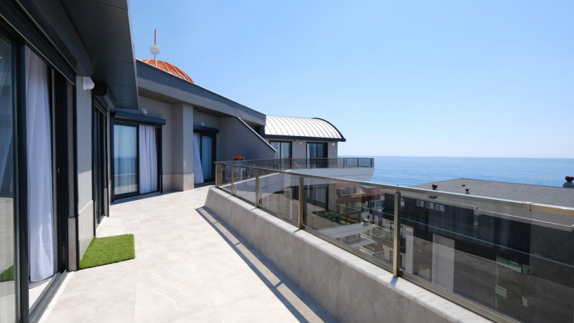 Меблированный пентхаус планировки 4+1, 184м2 с видом на Средиземное море - Ракурс 24