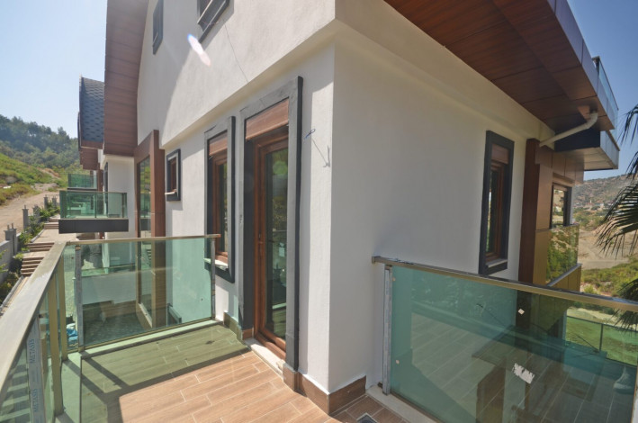 Роскошная видовая вилла планировки 5+1, 367м2 в центральной части города Аланья - Ракурс 19