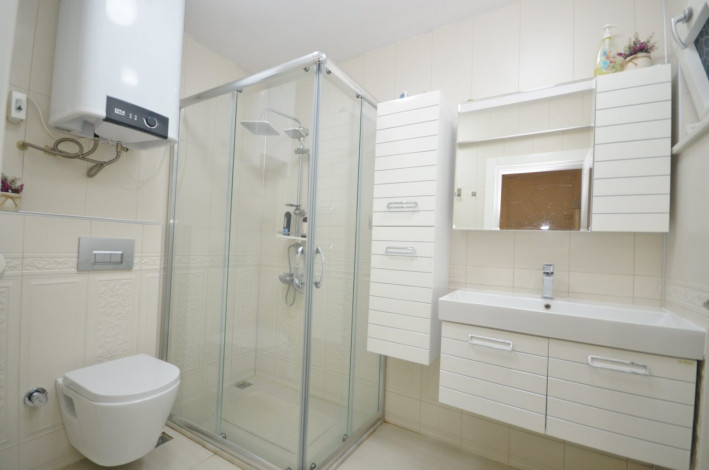 Меблированная вилла 3+1, 200м2 с собственным садом, район Демирташ, Аланья - Ракурс 6