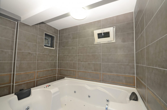 Меблированная вилла 3+1, 200м2 с собственным садом, район Демирташ, Аланья - Ракурс 15