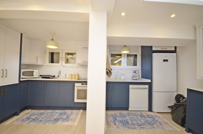 Меблированная вилла 3+1, 200м2 с собственным садом, район Демирташ, Аланья - Ракурс 30