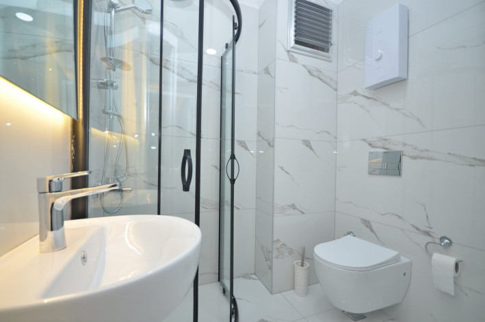 Шикарная меблированная квартира планировки 1+1, 50м2 с видом на море, район Каргыджак - Ракурс 3