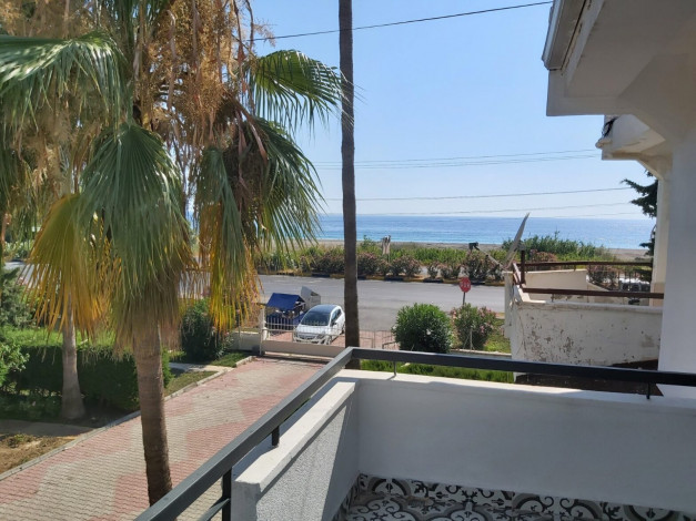 Уютная вилла 2+1 в шаговой доступности от моря, район Демирташ - Ракурс 20