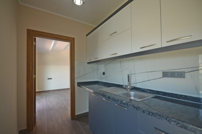 Шикарная видовая вилла планировки 5+1, 367м2 в районе Бекташ, Аланья - Ракурс 24