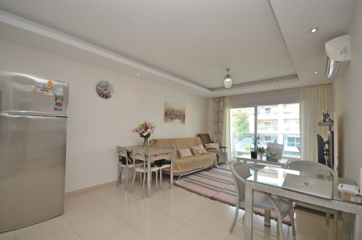 Меблированная квартира планировки 1+1, 65м2 в районе Кестель - Ракурс 2