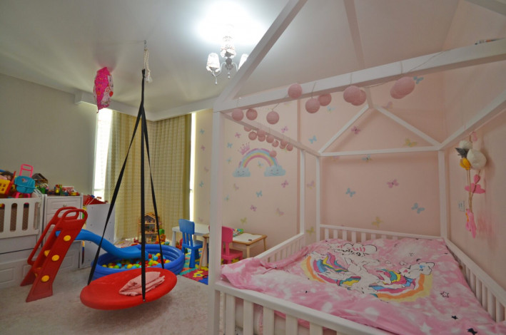 Меблированный пентхаус планировки 4+1, 210м2 с отдельной кухней, район Кестель - Ракурс 8