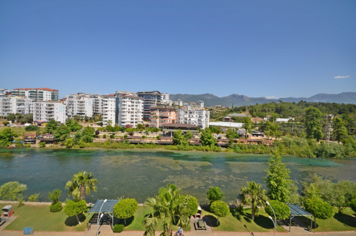 Меблированный пентхаус планировки 4+1, 210м2 с отдельной кухней, район Кестель - Ракурс 28