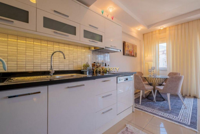 Квартира 2+1 с ремонтом в районе пляжа Клеопатра, 65 м2 - Ракурс 5
