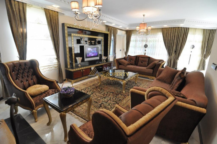 Уютная вилла планировки 7+1, 320м2 в районе Кестель - Ракурс 15