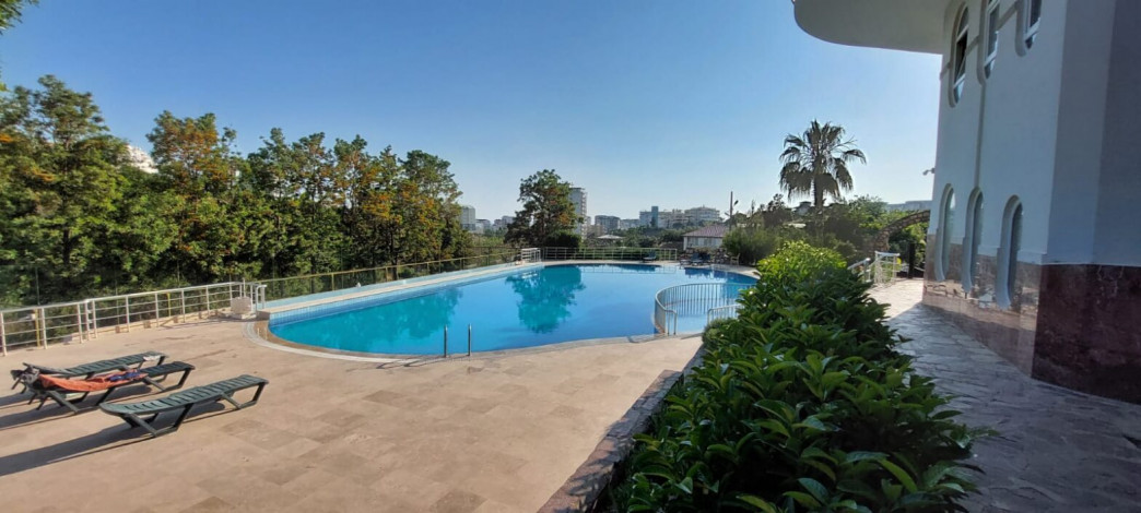 Меблированная квартира планировки 2+1, 125м2 с видом на море в районе Махмутлар - Ракурс 4