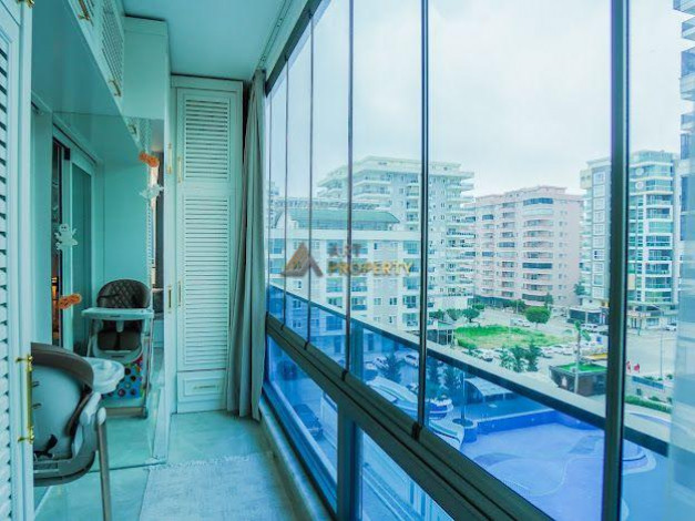 Роскошная меблированная квартира планировки 3+1, 187м2 в современном комплексе, район Махмутлар - Ракурс 25