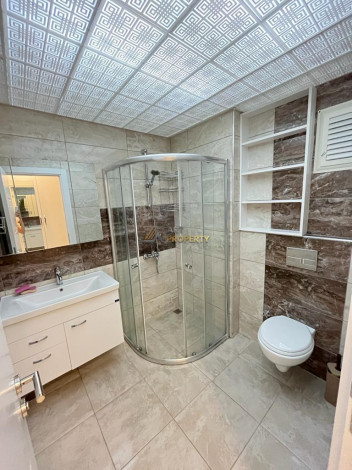 Меблированная квартира планировки 1+1, 68м2 в шаговой доступности до моря, район Махмутлар - Ракурс 12