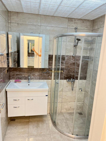 Меблированная квартира планировки 1+1, 68м2 в шаговой доступности до моря, район Махмутлар - Ракурс 13