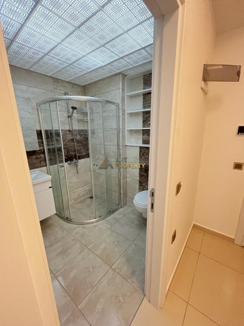 Меблированная квартира планировки 1+1, 68м2 в шаговой доступности до моря, район Махмутлар - Ракурс 14