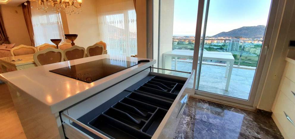 Вилла планировки 3+1, 370м2 с панорамным видом на море и горы, район Газипаша - Ракурс 22