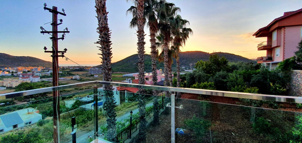 Вилла планировки 3+1, 370м2 с панорамным видом на море и горы, район Газипаша - Ракурс 26