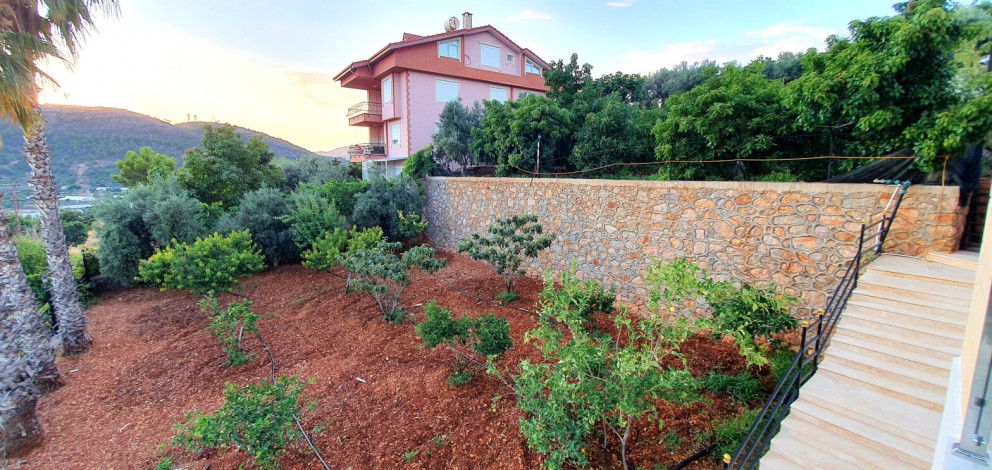 Вилла планировки 3+1, 370м2 с панорамным видом на море и горы, район Газипаша - Ракурс 34