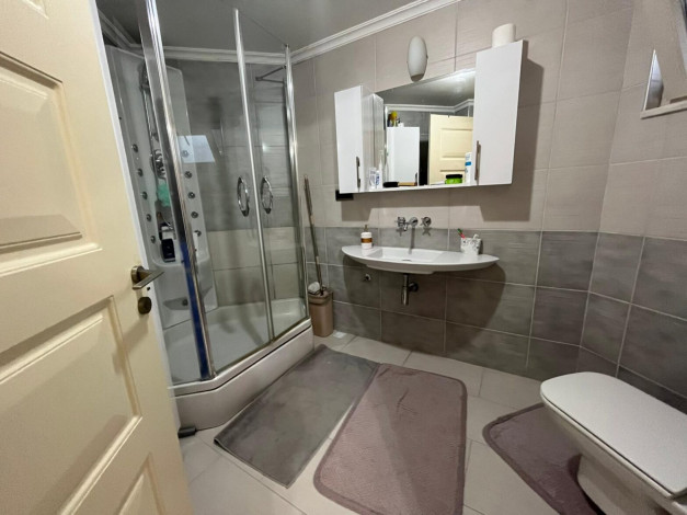 Меблированная квартира планировки 2+1, 120м2 с видом на море и крепость Алании, районе Джикджилли - Ракурс 13