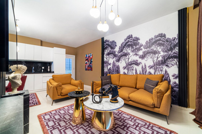 Просторные апартаменты 1+1 с роскошным дизайном мебелью в Кестель, 70м2 - Ракурс 2