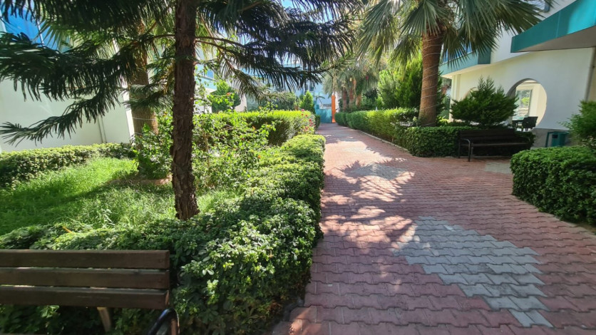 Апартаменты 1+1, 115м2 с видом на море, районе Махмутлар - Ракурс 24