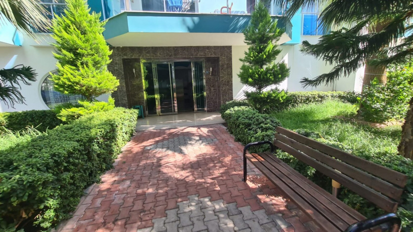 Апартаменты 1+1, 115м2 с видом на море, районе Махмутлар - Ракурс 25