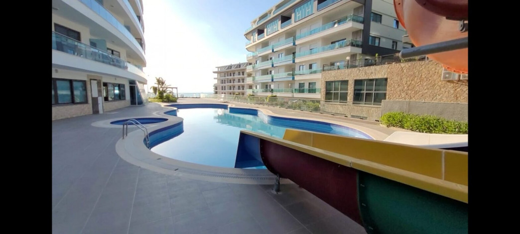 Пентхаус планировки 4+1, 270м2 в комплекс класс люкс, районе Каргаджак - Ракурс 5