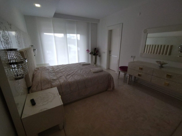 Стильная меблированная вилла планировки 4+1, 220м2 с видом на горы и море, Каргыджак - Ракурс 5