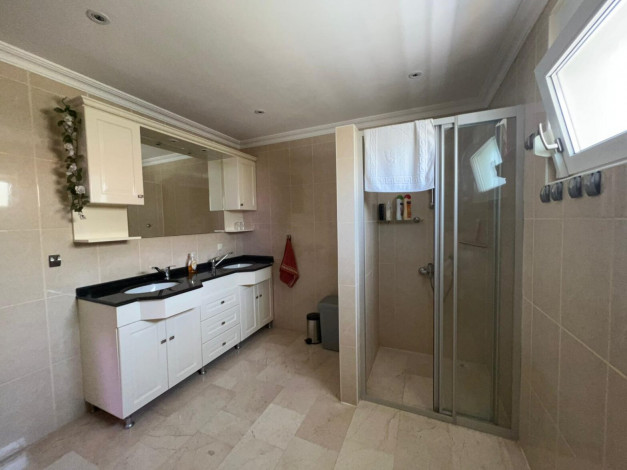 Видовая вилла планировки 4+1, 320м2 в районе Каргыджак - Ракурс 10