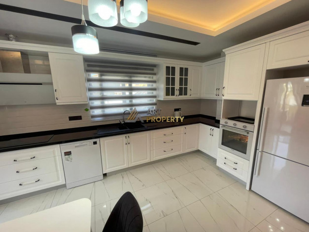 Роскошные меблированные апартаменты планировки 3+1, 151м2 в центре города Аланья - Ракурс 8