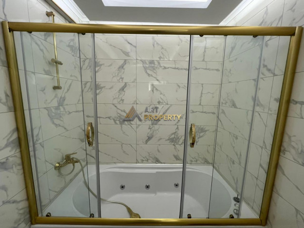 Роскошные меблированные апартаменты планировки 3+1, 151м2 в центре города Аланья - Ракурс 17