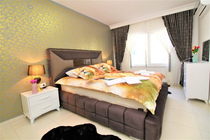 Шикарная квартира с мебелью  и бытовой техникой в 600 метрах от моря в Махмутларе, 70 м2 - Ракурс 6