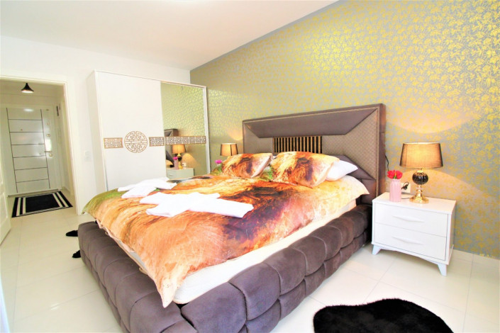 Шикарная квартира с мебелью  и бытовой техникой в 600 метрах от моря в Махмутларе, 70 м2 - Ракурс 8