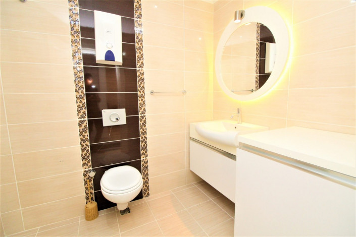 Шикарная квартира с мебелью  и бытовой техникой в 600 метрах от моря в Махмутларе, 70 м2 - Ракурс 11