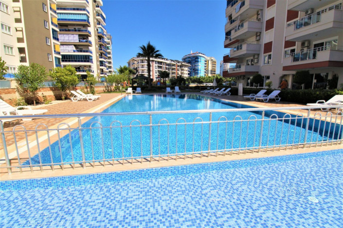 Шикарная квартира с мебелью  и бытовой техникой в 600 метрах от моря в Махмутларе, 70 м2 - Ракурс 20