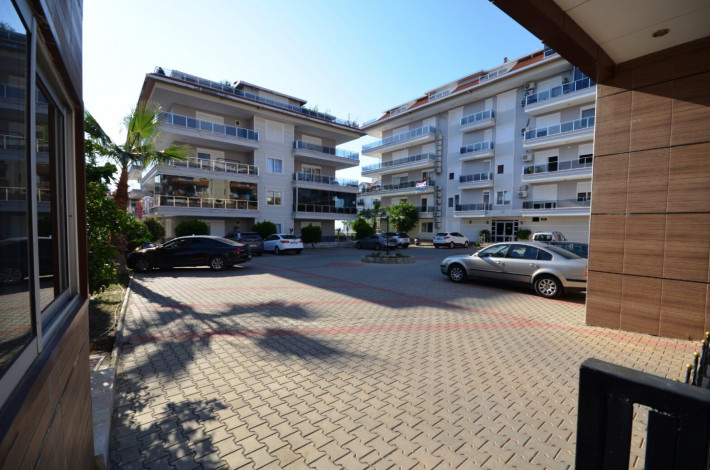 Квартира планировки 1+1, 75м2 с видом на горы, районе Кестель - Ракурс 9