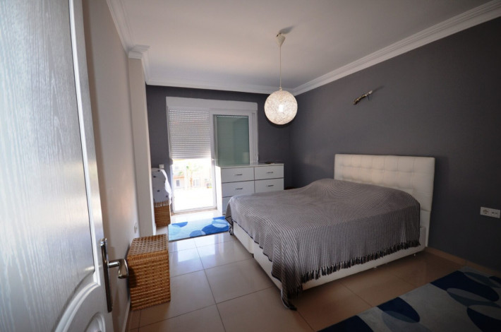 Квартира планировки 1+1, 75м2 с видом на горы, районе Кестель - Ракурс 25