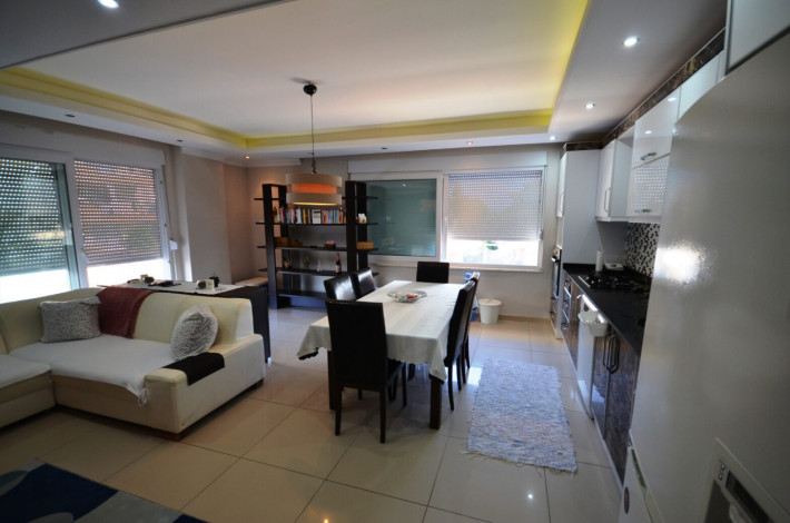 Квартира планировки 1+1, 75м2 с видом на горы, районе Кестель - Ракурс 28