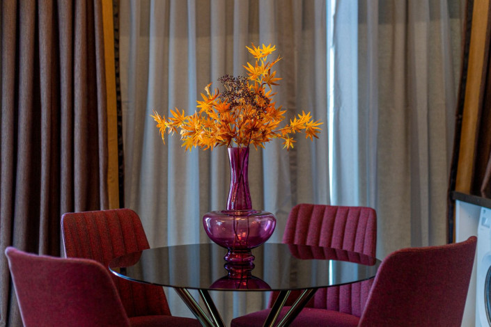 Просторные апартаменты 1+1 с роскошным дизайном мебелью в Кестель, 70м2 - Ракурс 13