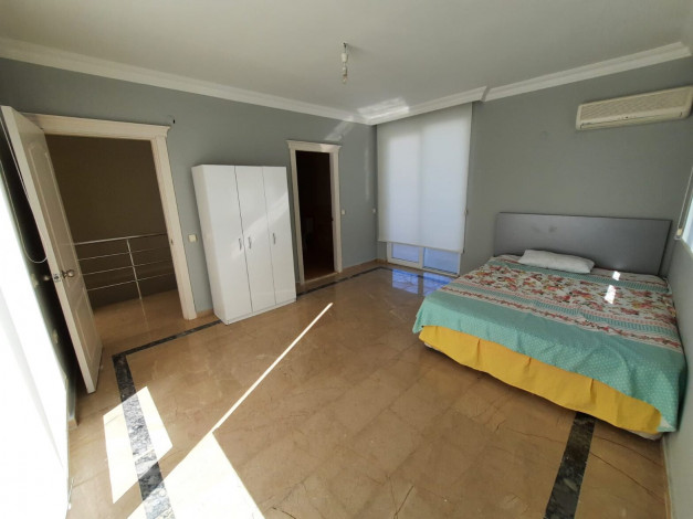 Видовой пентхаус планировки 4+1, 240м2 в районе Махмутлар - Ракурс 9