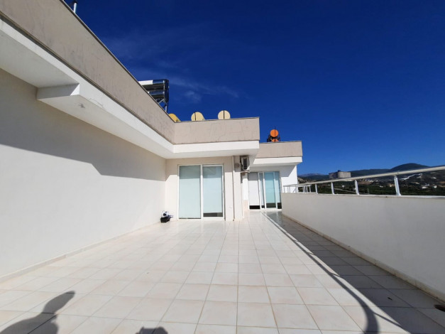 Видовой пентхаус планировки 4+1, 240м2 в районе Махмутлар - Ракурс 26