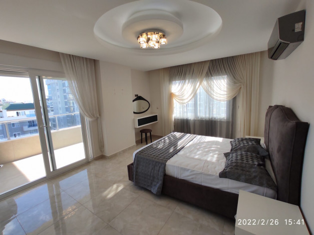 Меблированный пентхаус планировки 3+1, 250м2 в районе Махмутлар - Ракурс 33