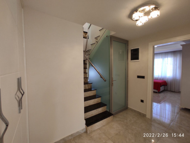 Меблированный пентхаус планировки 3+1, 250м2 в районе Махмутлар - Ракурс 41