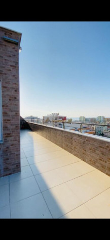 Пентхаус планировки 3+1, 200м2 с видом на море и на горы, Махмутлар - Ракурс 6