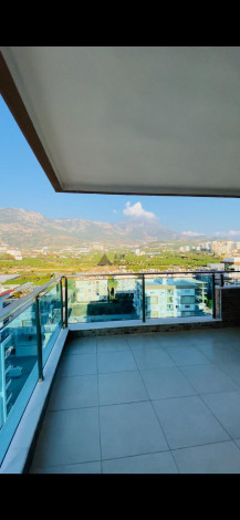 Пентхаус планировки 3+1, 200м2 с видом на море и на горы, Махмутлар - Ракурс 19